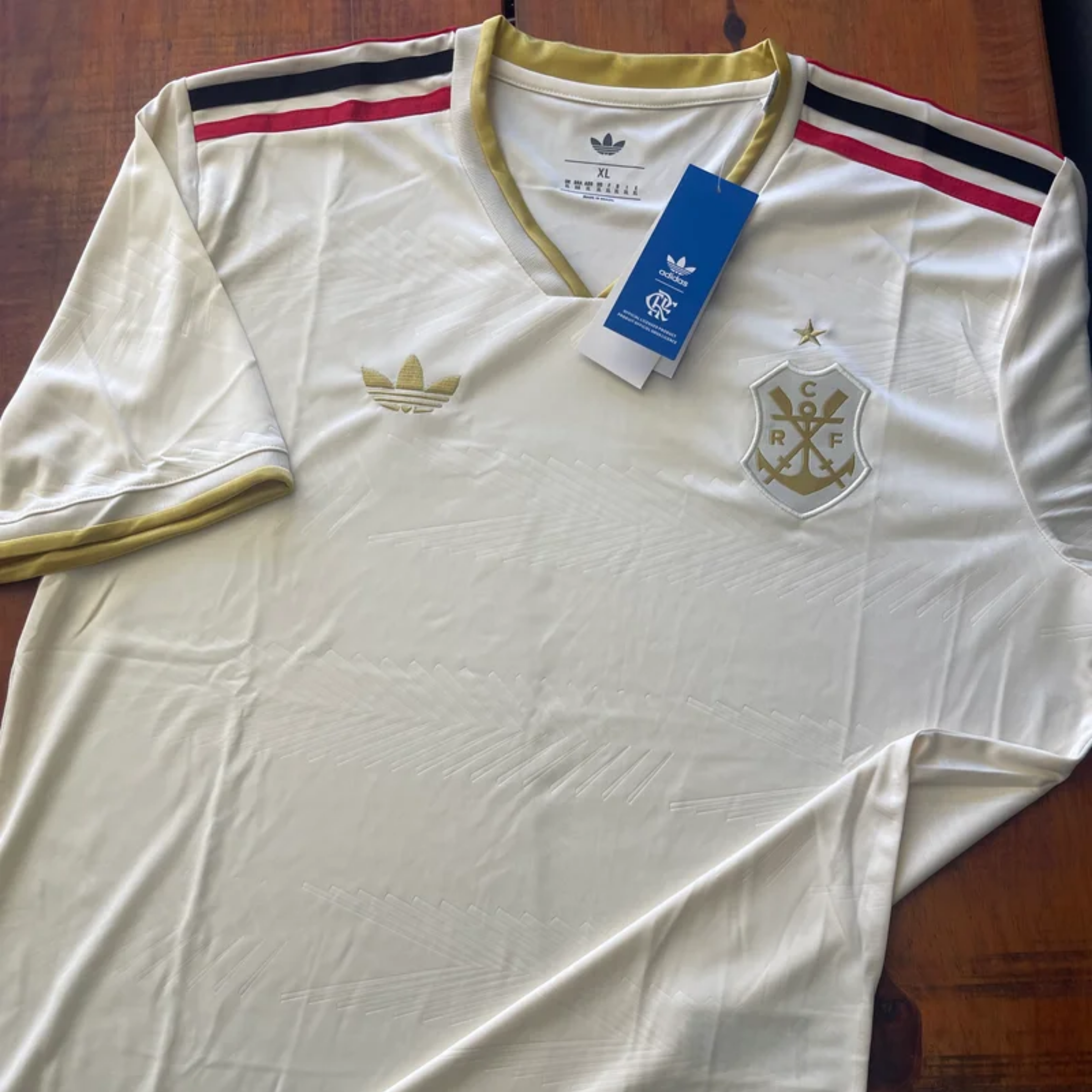 Camisa de Torcedor Flamengo Branca e Bege