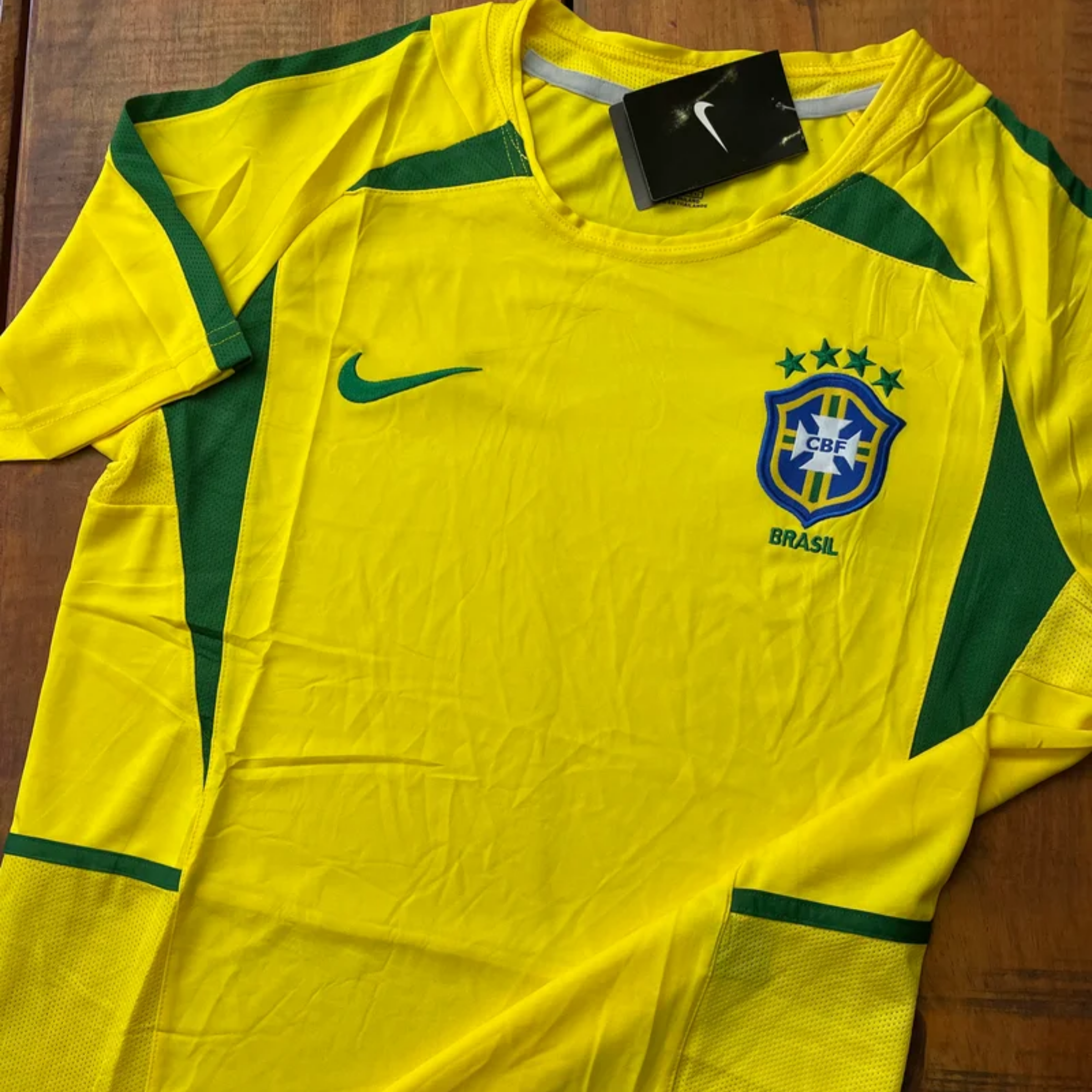 Camisa Retrô Brasil Copa do Mundo 2002 Amarela