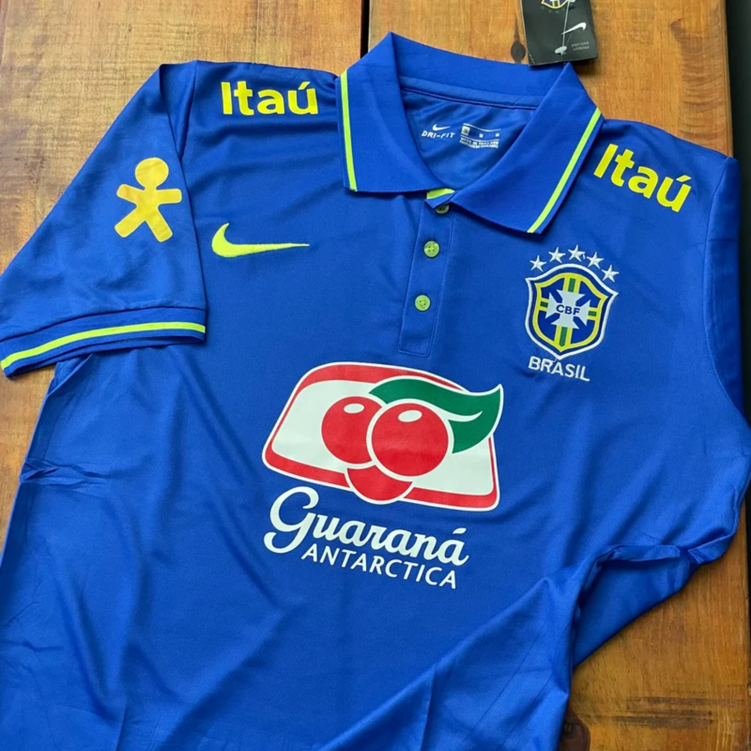 Camisa de Torcedor Brasil Azul Claro Guaraná